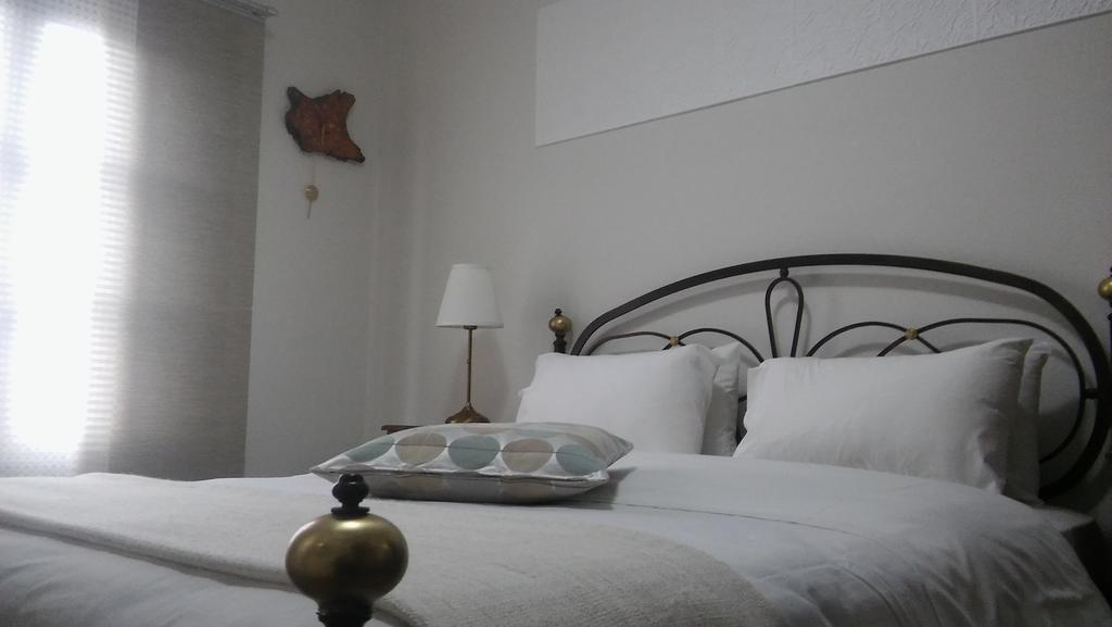 Hotel Dryalos Miléai Buitenkant foto