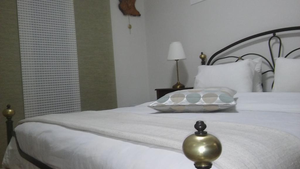 Hotel Dryalos Miléai Buitenkant foto